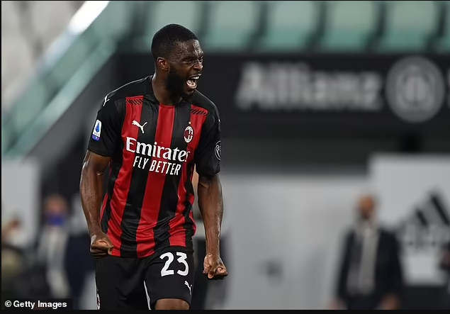 Fikayo Tomori set to seal permanent move to AC Milan from Chelsea in on £25m deal. 46