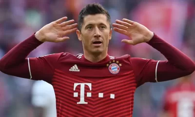 Lewandowski agrees Barcelona deal. 47