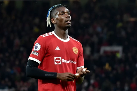 Manchester United 'courting Pogba replacement'. 46